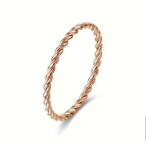 NEW Rose Gold Dainty Twist Ring
